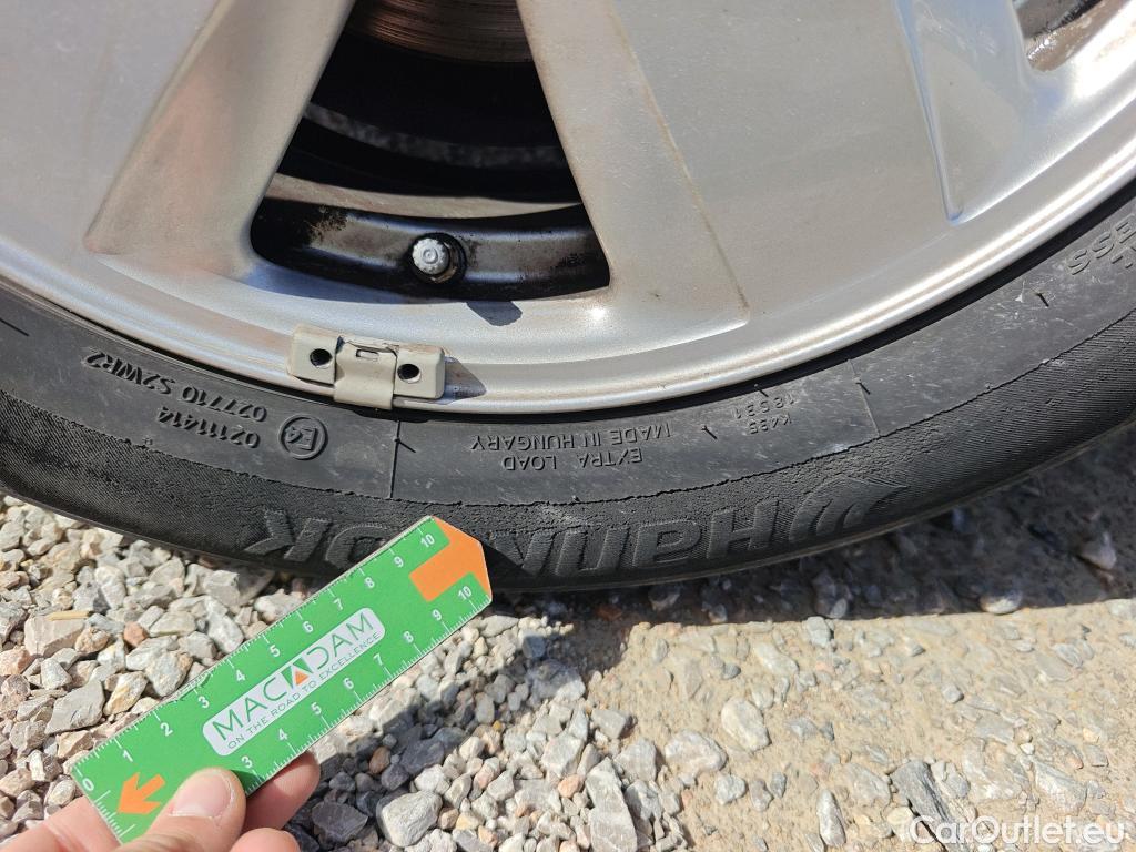  Mini  Cooper MINI MINI / 2014 / 5P / berlina con portón ONE 5 PUERTAS #54