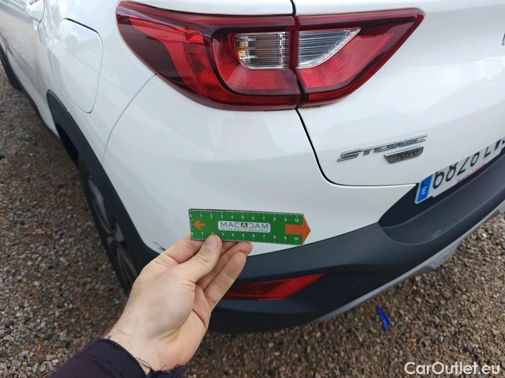  KIA  STONIC KIA  / 2017 / 5P / todoterreno 1.0 T-GDi 74kW (100CV) MHEV iMT Drive #20