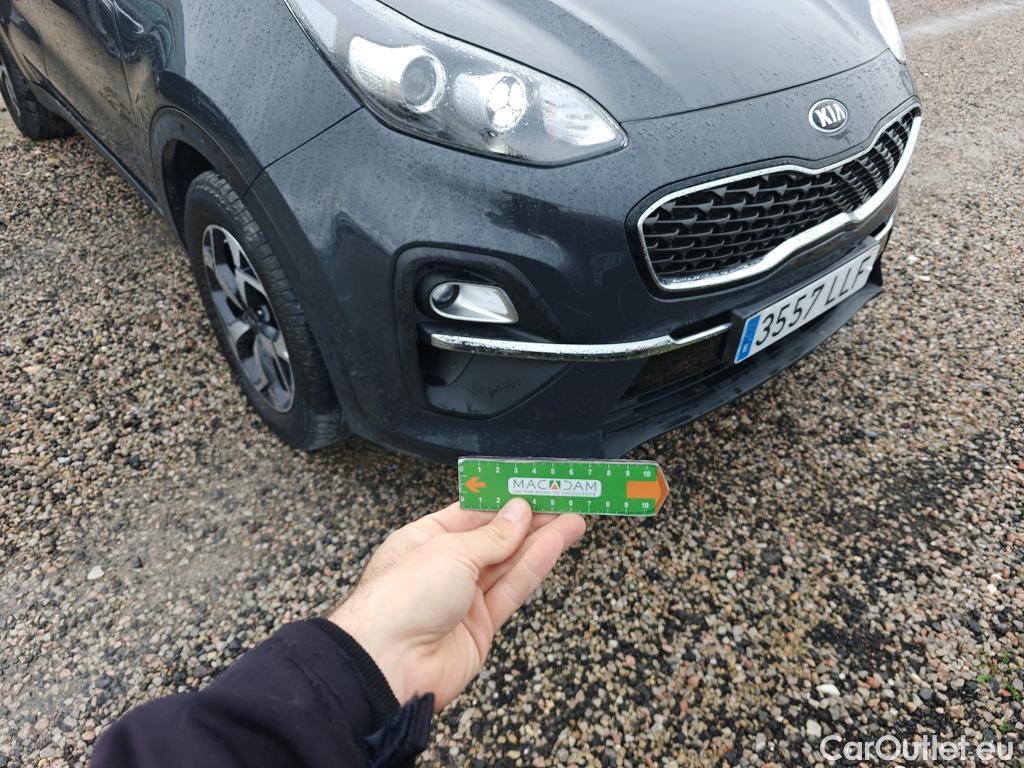  KIA  Sportage KIA  1.6MHEV Drive 100kW(136CV) 4x2(Crist Tintados) #31