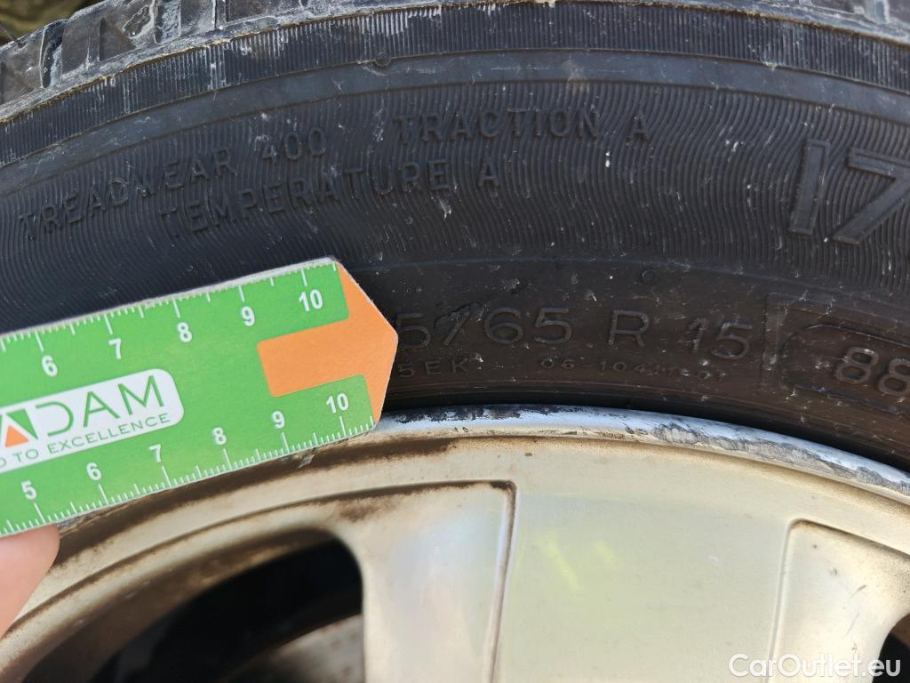  Mini  Cooper MINI MINI / 2014 / 5P / berlina con portón ONE 5 PUERTAS #84