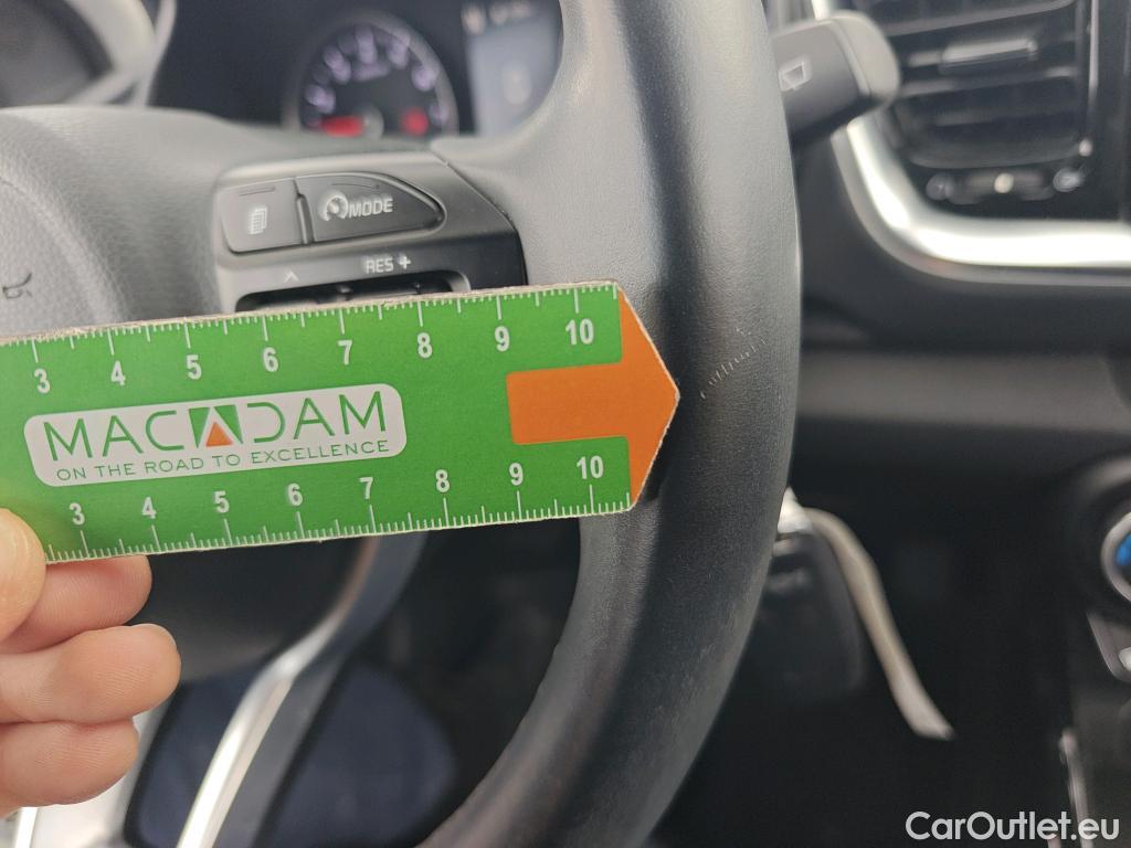  KIA  STONIC KIA  / 2017 / 5P / todoterreno 1.0 T-GDi 74kW (100CV) MHEV iMT Drive #19