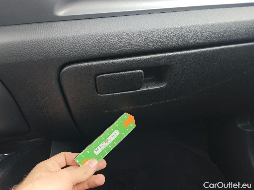  KIA  STONIC KIA  / 2017 / 5P / todoterreno 1.0 T-GDi 74kW (100CV) MHEV iMT Drive #15