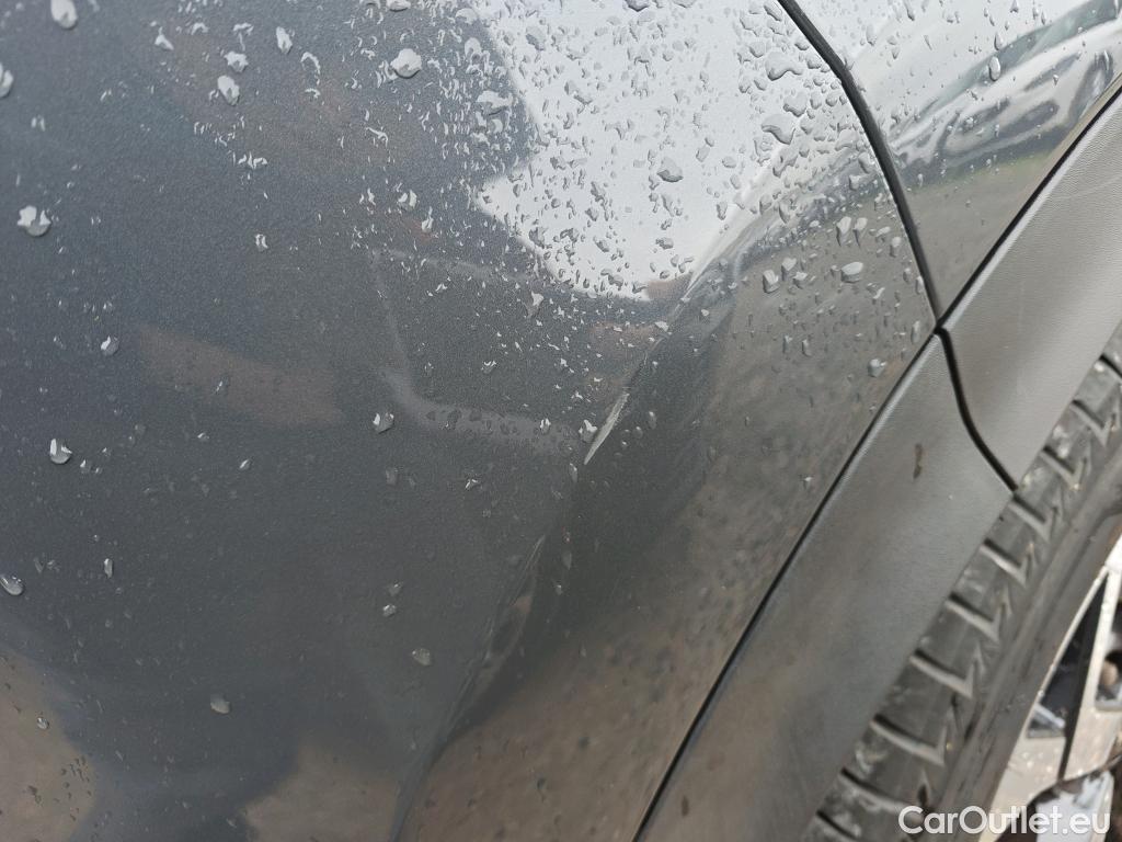  KIA  Sportage KIA  1.6MHEV Drive 100kW(136CV) 4x2(Crist Tintados) #77