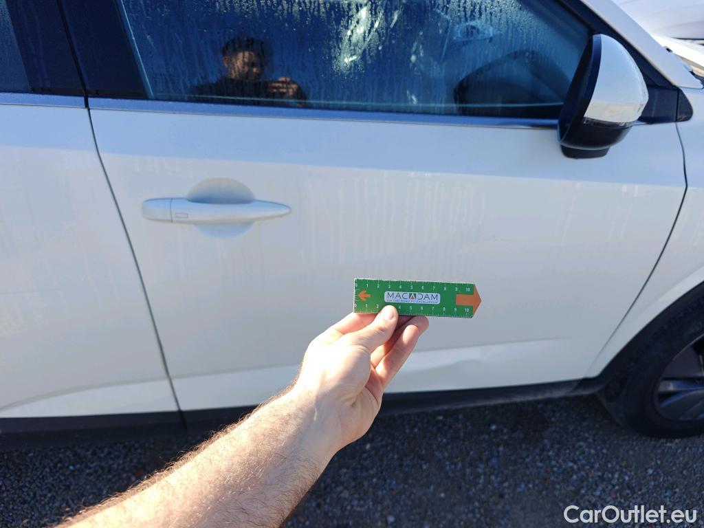  Nissan  Qashqai NISSAN  / 2021 / 5P / todoterreno DIG-T 116kW (158CV) mHEV Xtronic Acenta (AC2) #1