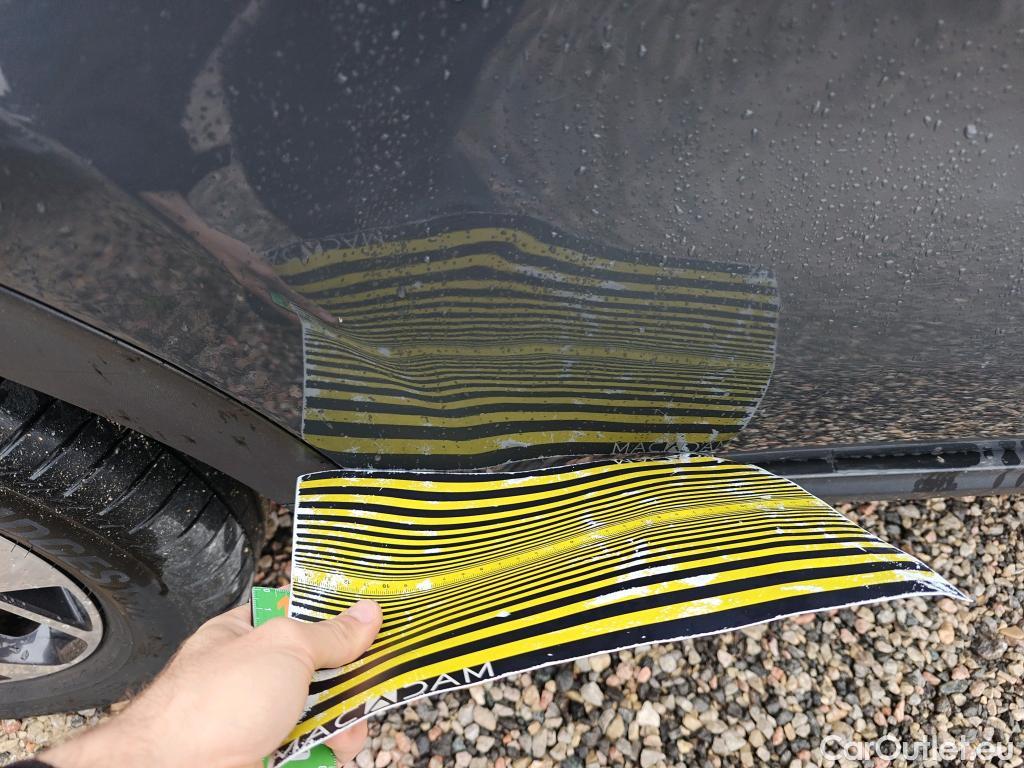  KIA  Sportage KIA  1.6MHEV Drive 100kW(136CV) 4x2(Crist Tintados) #30