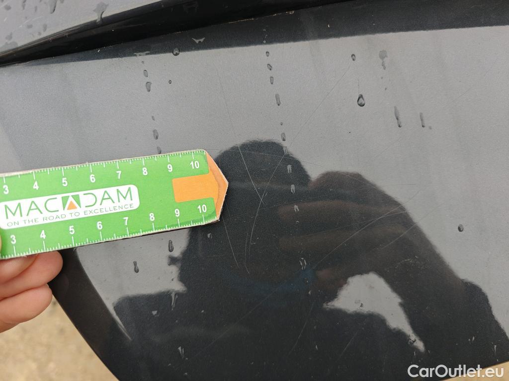  KIA  Sportage KIA  1.6MHEV Drive 100kW(136CV) 4x2(Crist Tintados) #12