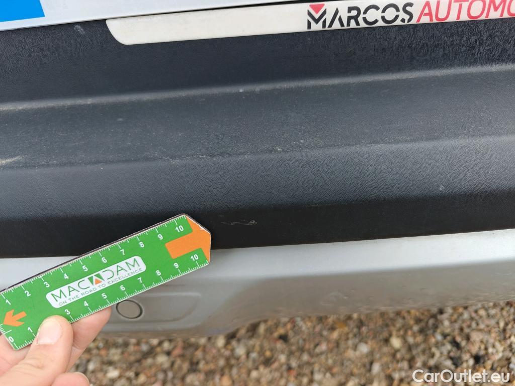  KIA  STONIC KIA  / 2017 / 5P / todoterreno 1.0 T-GDi 74kW (100CV) MHEV iMT Drive #38