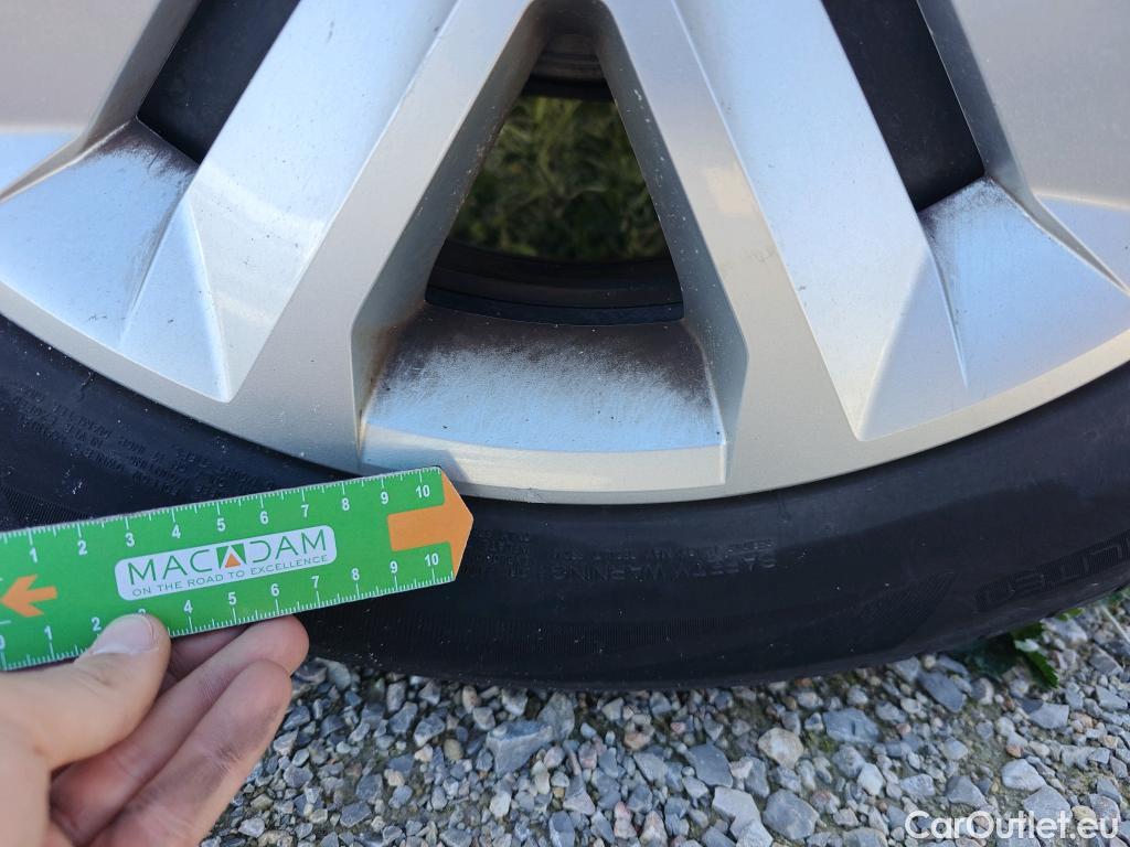  Renault  Captur RENAULT  / 2020 / 5P / todoterreno Intens TCe 74kW (100CV) GLP #25