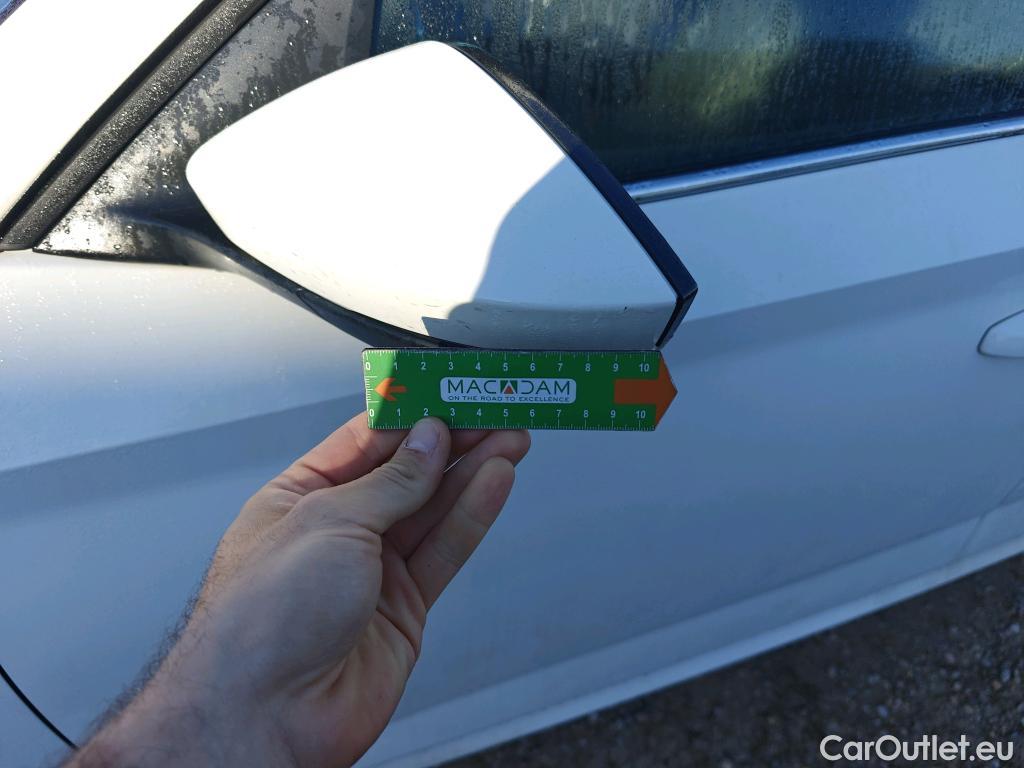  Skoda  KAMIQ SKODA  1.0 TSI 81kW (110CV) DSG Ambition #33