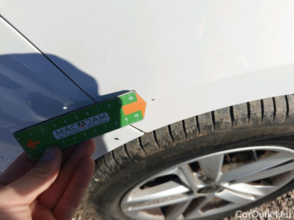  Toyota  Corolla TOYOTA  1.8 125H ACTIVE TECH E-CVT #44