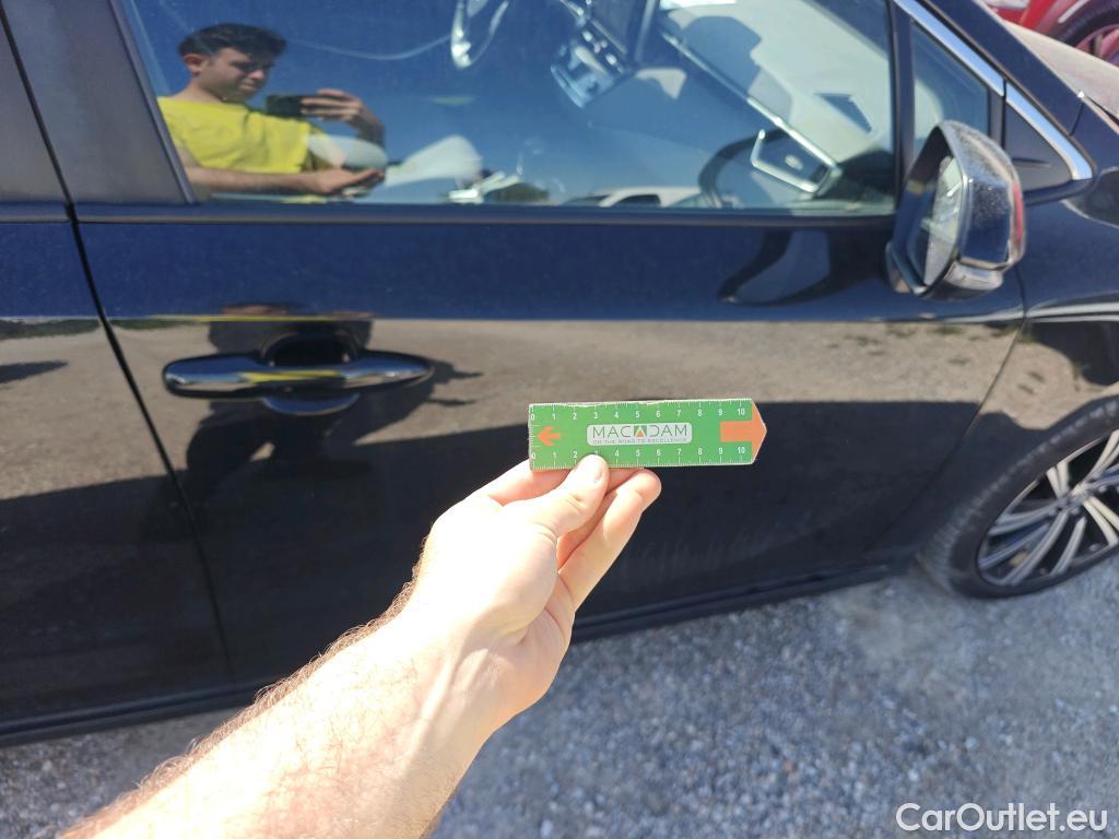  Toyota  Corolla TOYOTA  / 2019 / 4P / sedán 1.8 125H STYLE E-CVT SEDAN #12