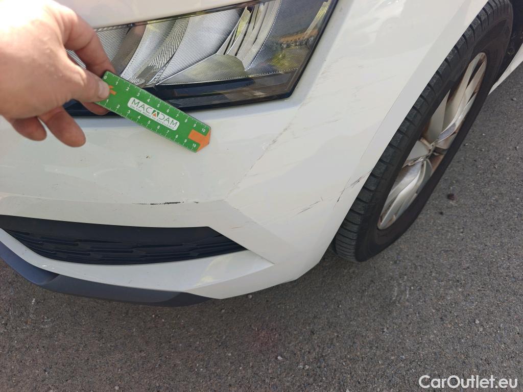  Skoda  KAMIQ SKODA  1.0 TSI 81kW (110CV) DSG Ambition #19