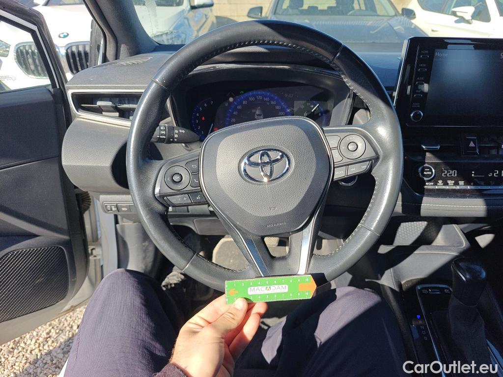  Toyota  Corolla TOYOTA  1.8 125H ACTIVE TECH E-CVT #21