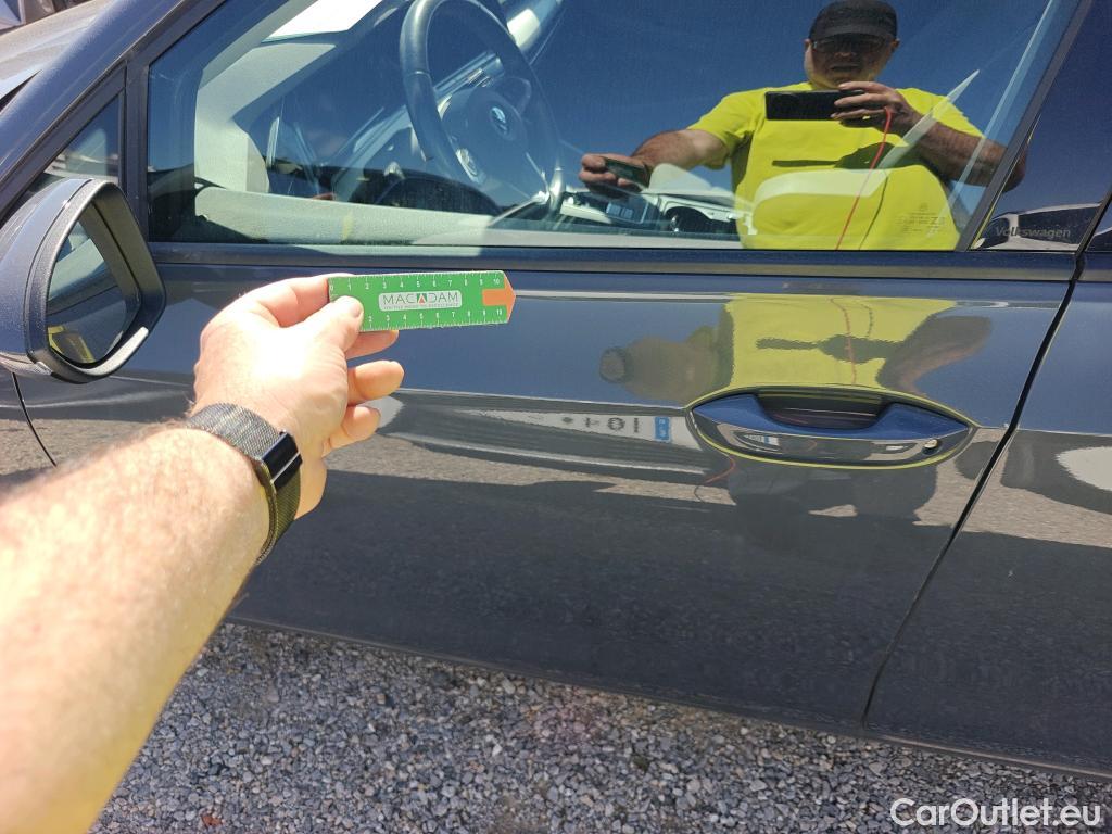  Volkswagen  Golf  VOLKSWAGEN / 2020 / 5P / familiar Life 1.0 eTSI 81kW (110CV) DSG Variant #11