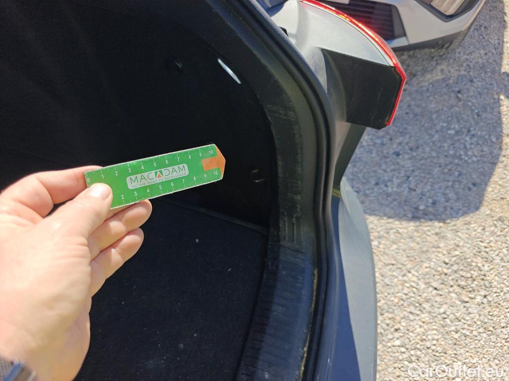  Volkswagen  Golf  VOLKSWAGEN / 2020 / 5P / familiar Life 1.0 eTSI 81kW (110CV) DSG Variant #1