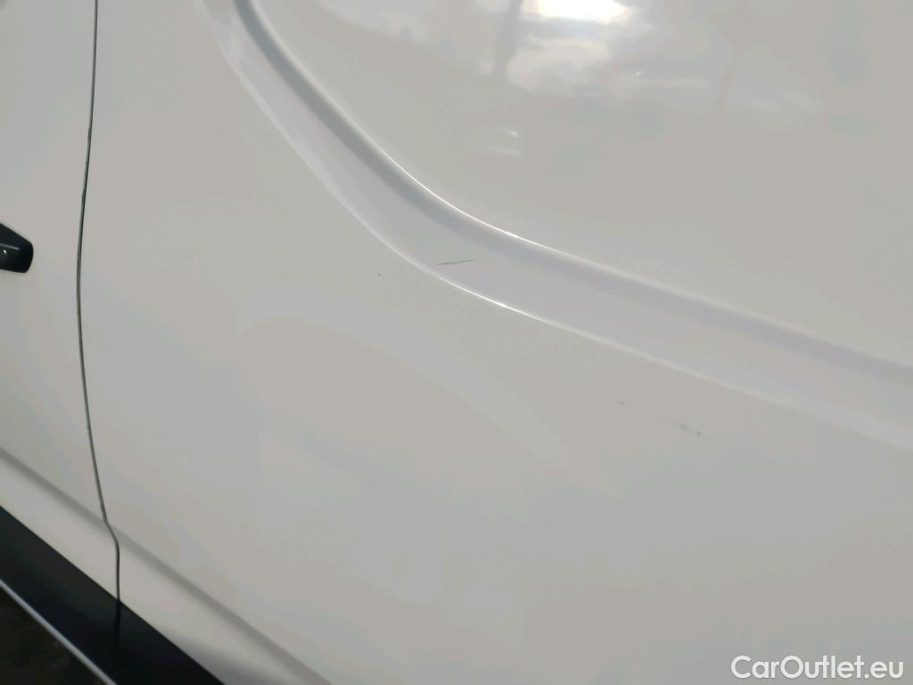  Citroen  Berlingo CITROEN  / 2018 / 3P / furgón derivado de turismo Talla M BlueHDi 100 CONTROL (AC2) #6