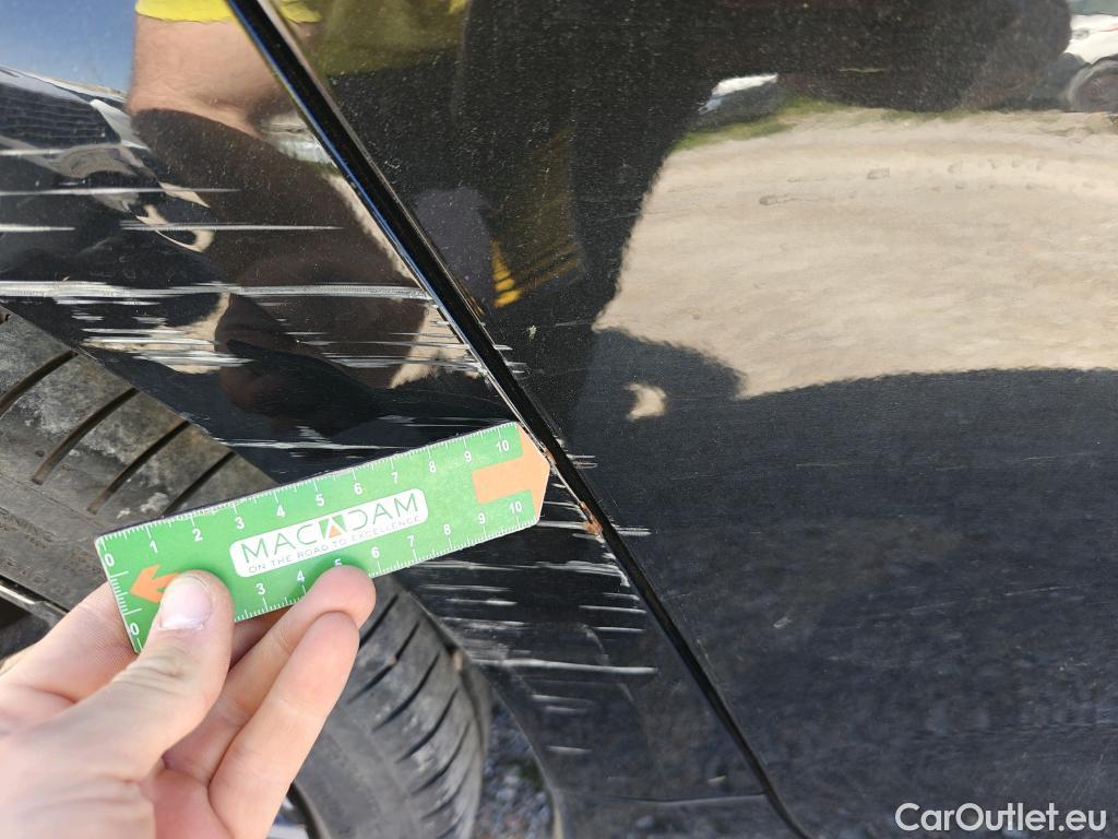  Toyota  Corolla TOYOTA  / 2019 / 4P / sedán 1.8 125H STYLE E-CVT SEDAN #16