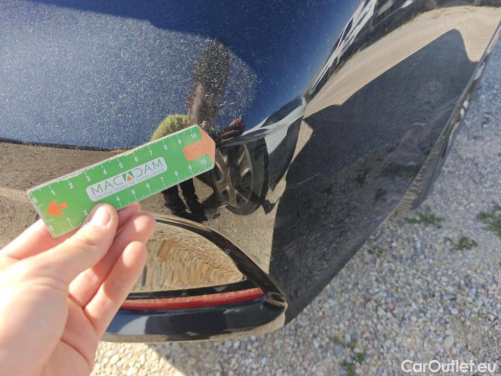  Toyota  Corolla TOYOTA  / 2019 / 4P / sedán 1.8 125H STYLE E-CVT SEDAN #26