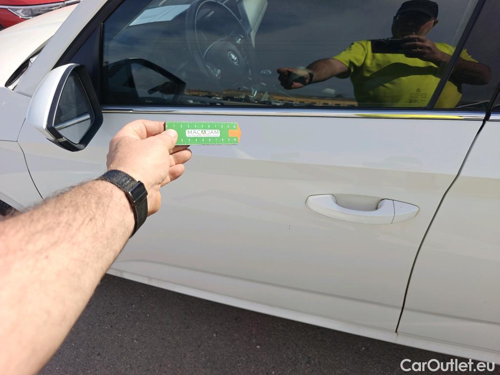  Skoda  KAMIQ SKODA  1.0 TSI 81kW (110CV) DSG Ambition #7