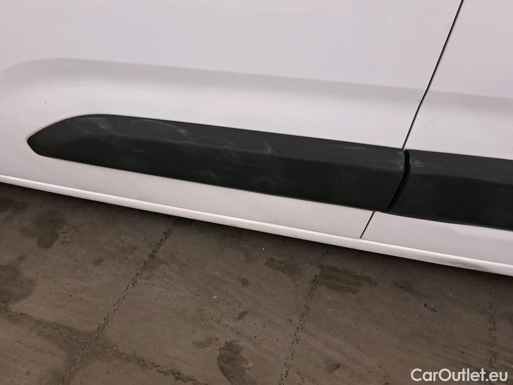  Citroen  Berlingo CITROEN  / 2018 / 3P / furgón derivado de turismo Talla M BlueHDi 100 CONTROL (AC2) #81