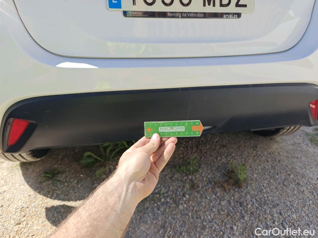  Toyota  Yaris TOYOTA  / 2020 / 5P / berlina con portón 1.5 120H Business Plus #31