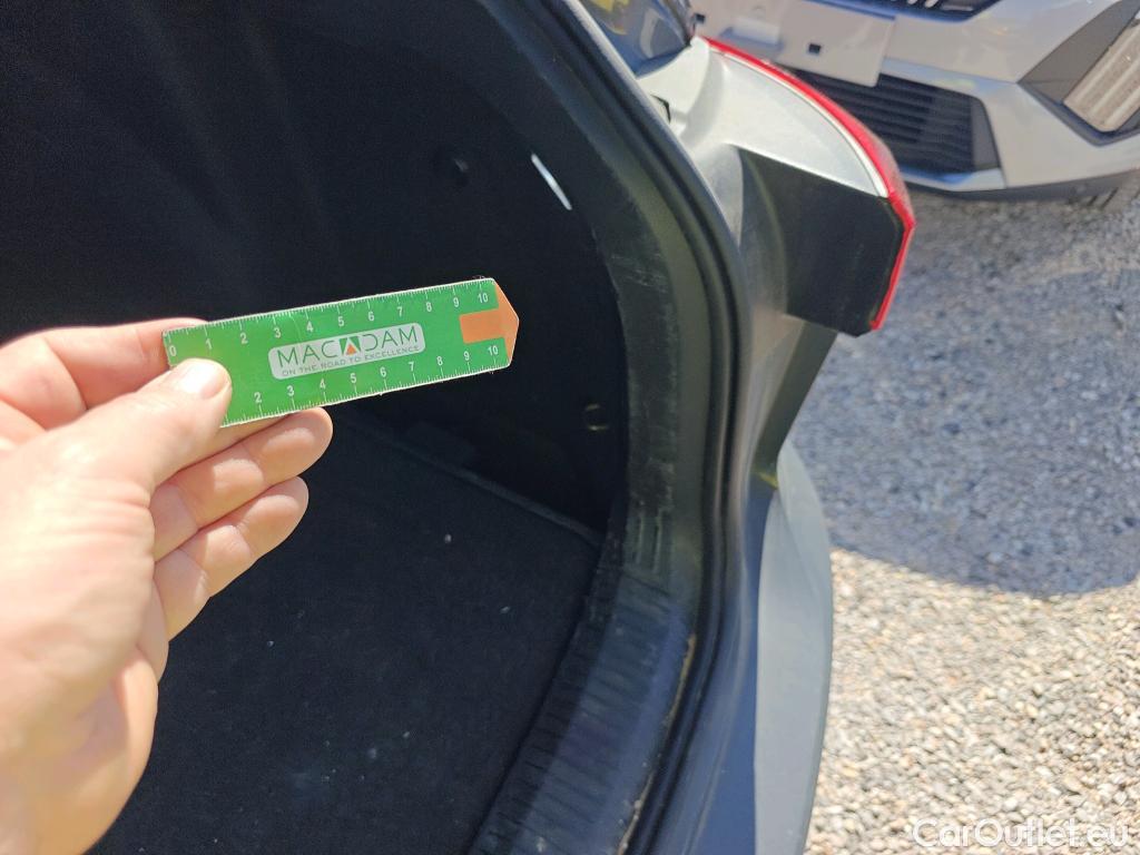  Volkswagen  Golf  VOLKSWAGEN / 2020 / 5P / familiar Life 1.0 eTSI 81kW (110CV) DSG Variant #2