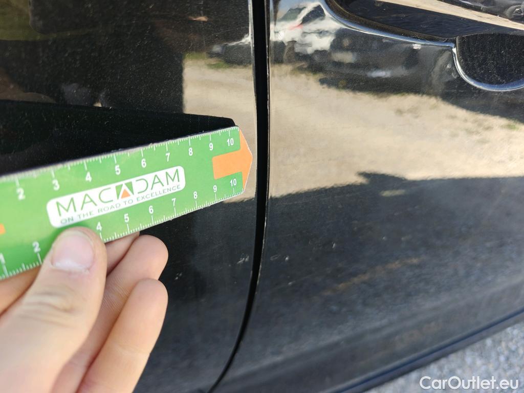  Toyota  Corolla TOYOTA  / 2019 / 4P / sedán 1.8 125H STYLE E-CVT SEDAN #14