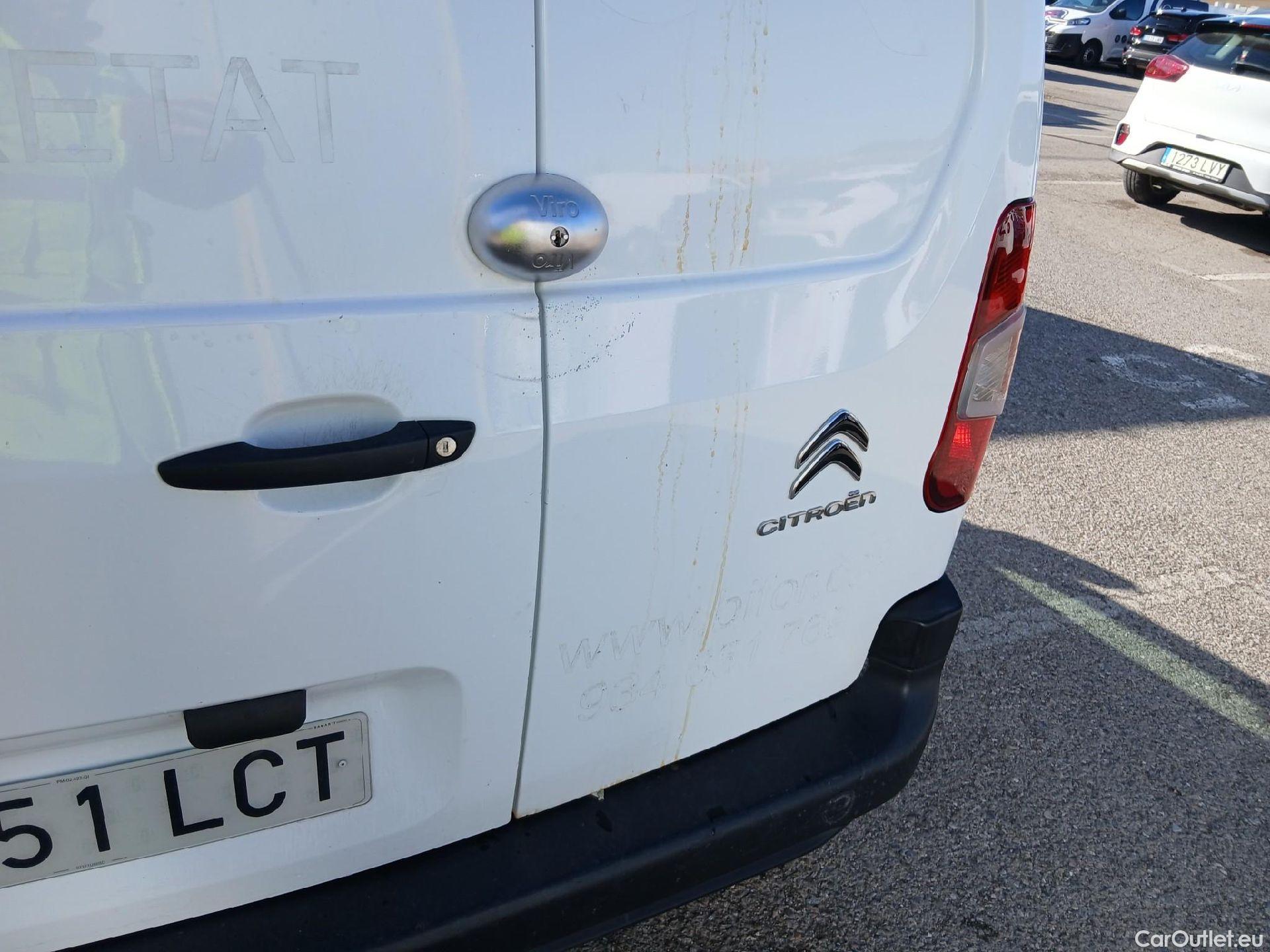  Citroen  Berlingo CITROEN  / 2018 / 3P / furgón derivado de turismo Talla M BlueHDi 73kW CONTROL (AC) #23