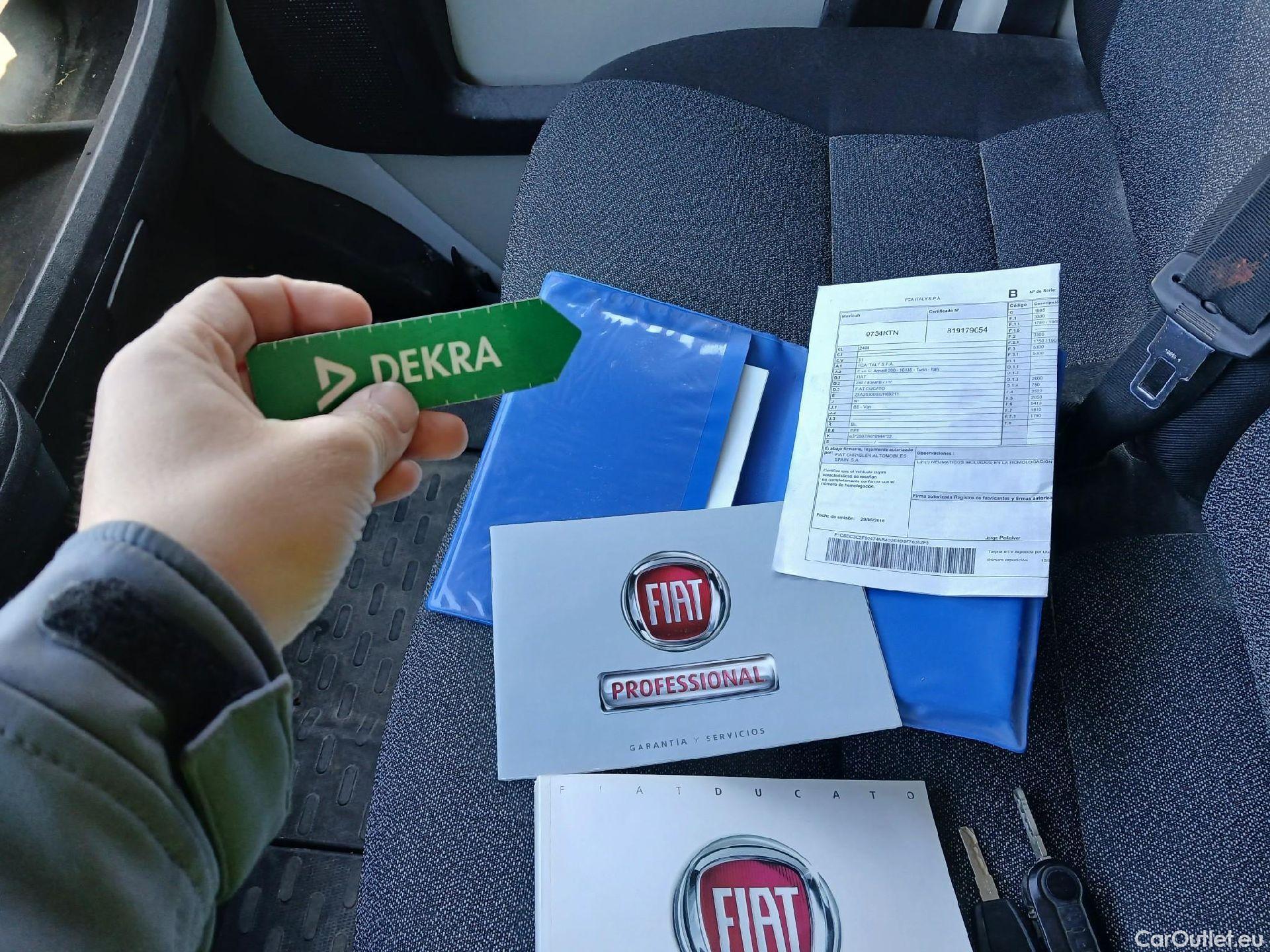  Fiat  Ducato FIAT  / 2014 / 4P / furgón 33 Medio Techo Alto 2.0 Mjet 85kW (115CV #32