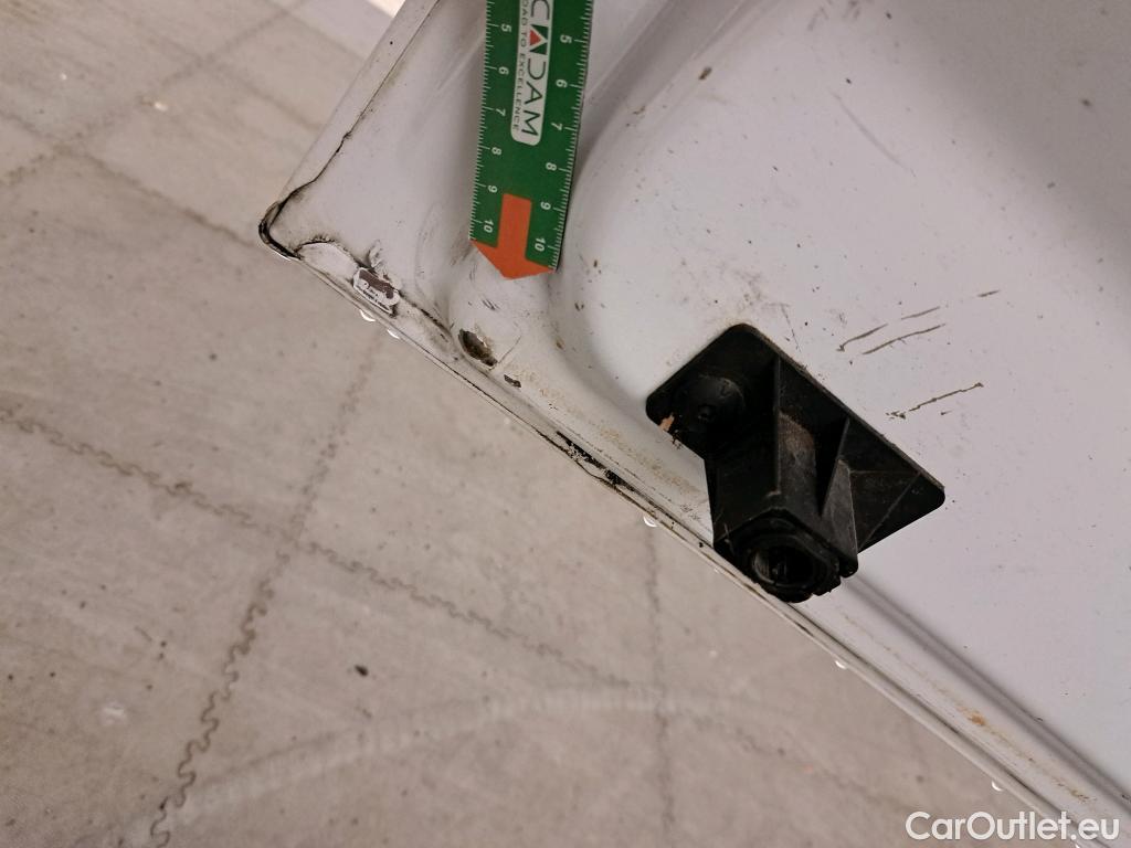  Citroen  Berlingo CITROEN  / 2018 / 4P / combi Talla M BlueHDi 100 LIVE (AC) #31