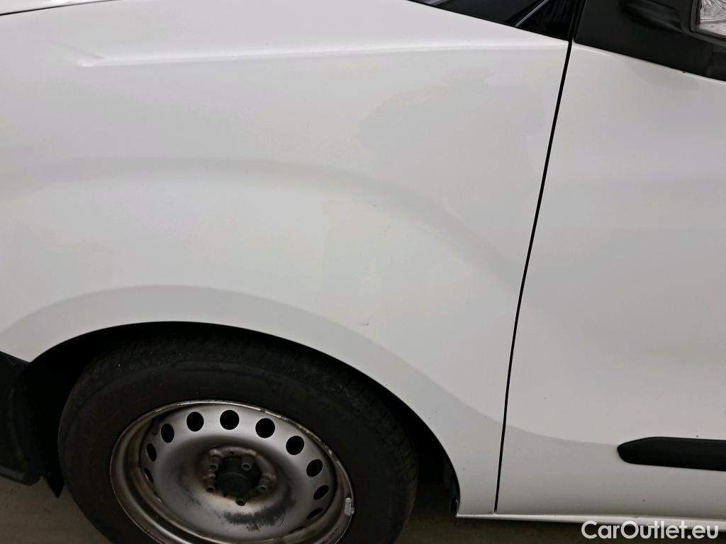  Fiat  Doblo FIAT Doblò Cargo/2015/4P/furgón derivado de turismo Cargo SX 1.3 Mjet 70 kW (95 CV) #9