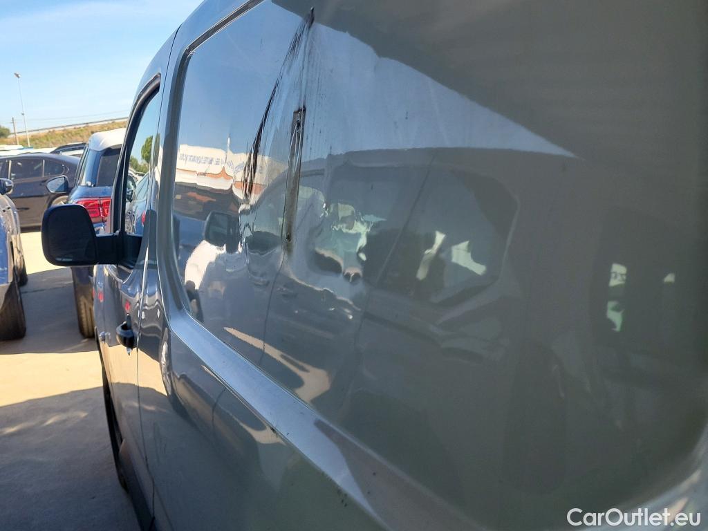  Citroen  Berlingo CITROEN  / 2018 / 3P / furgón derivado de turismo Talla M BlueHDi 100 CONTROL #1