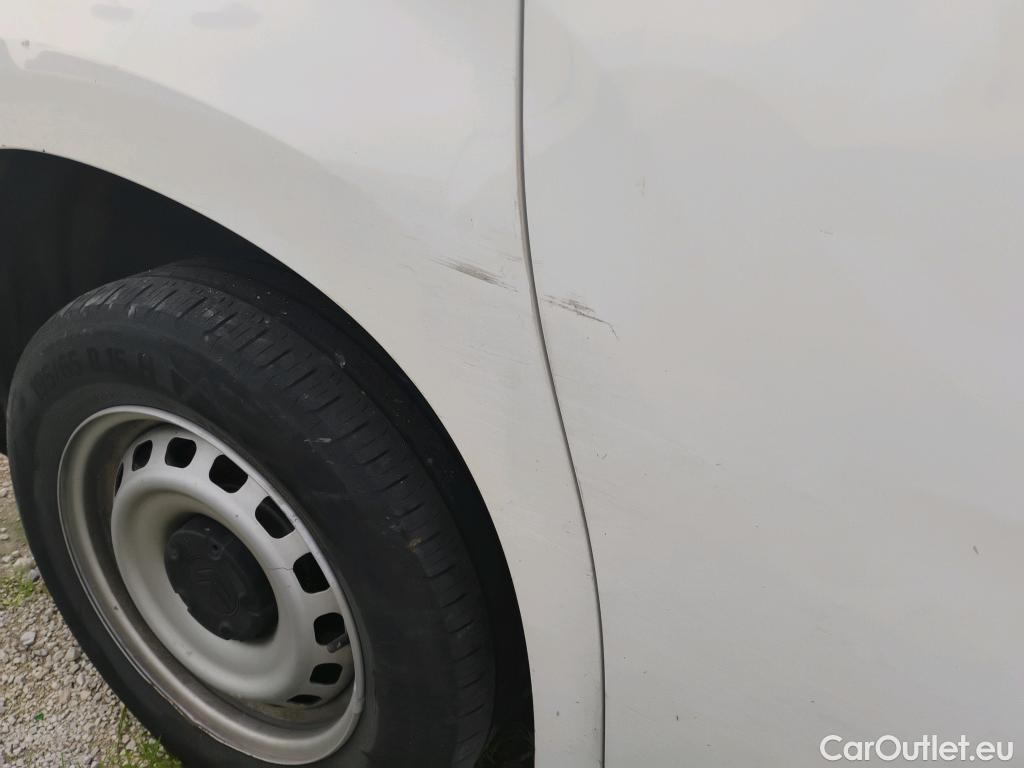  Citroen  Berlingo CITROEN  / 2018 / 3P / furgón derivado de turismo Talla M BlueHDi 100 CONTROL (AC2) #23