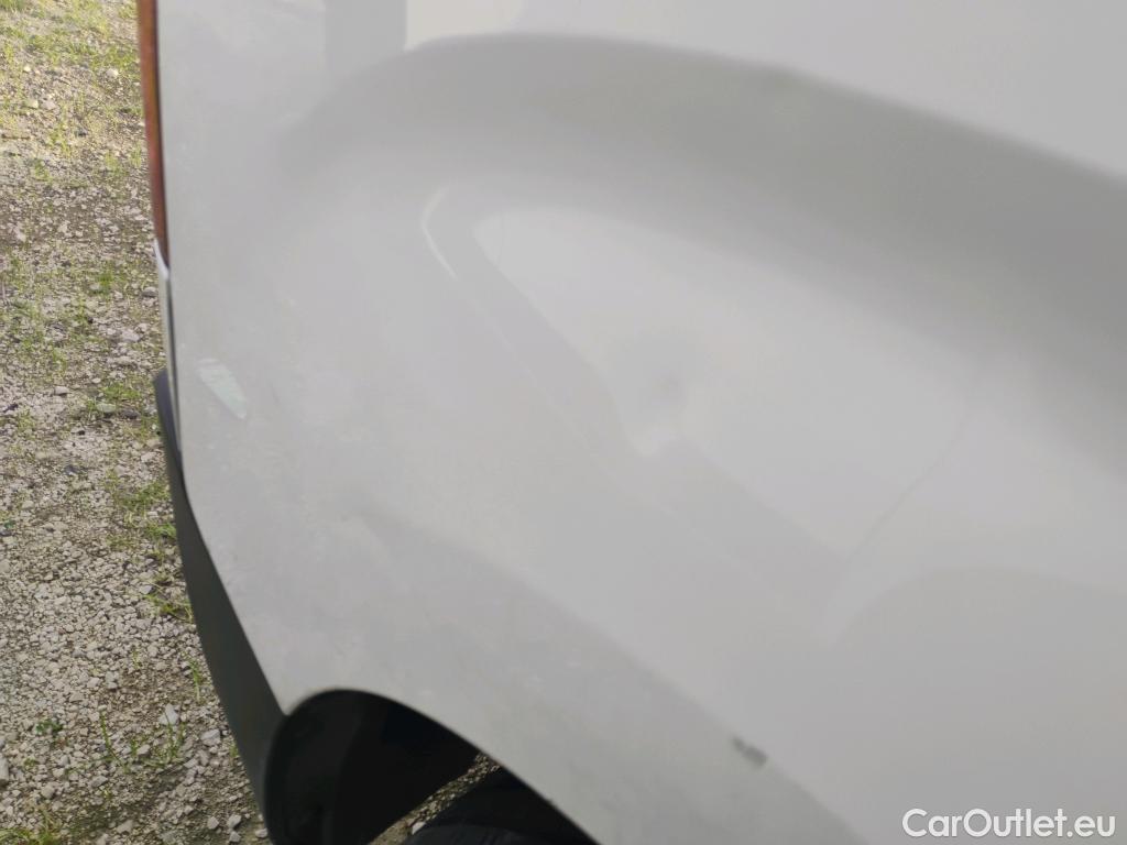  Citroen  Berlingo CITROEN  / 2018 / 3P / furgón derivado de turismo Talla M BlueHDi 100 CONTROL (AC2) #27