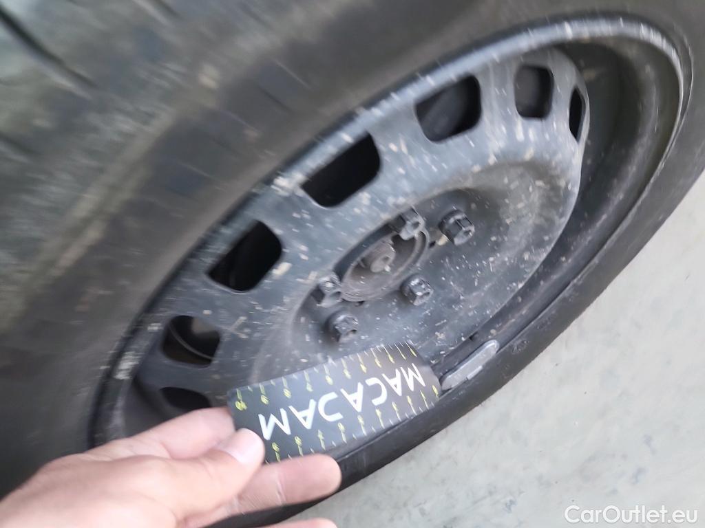  Citroen  Berlingo CITROEN  / 2018 / 3P / furgón derivado de turismo Talla M BlueHDi 100 CONTROL #34