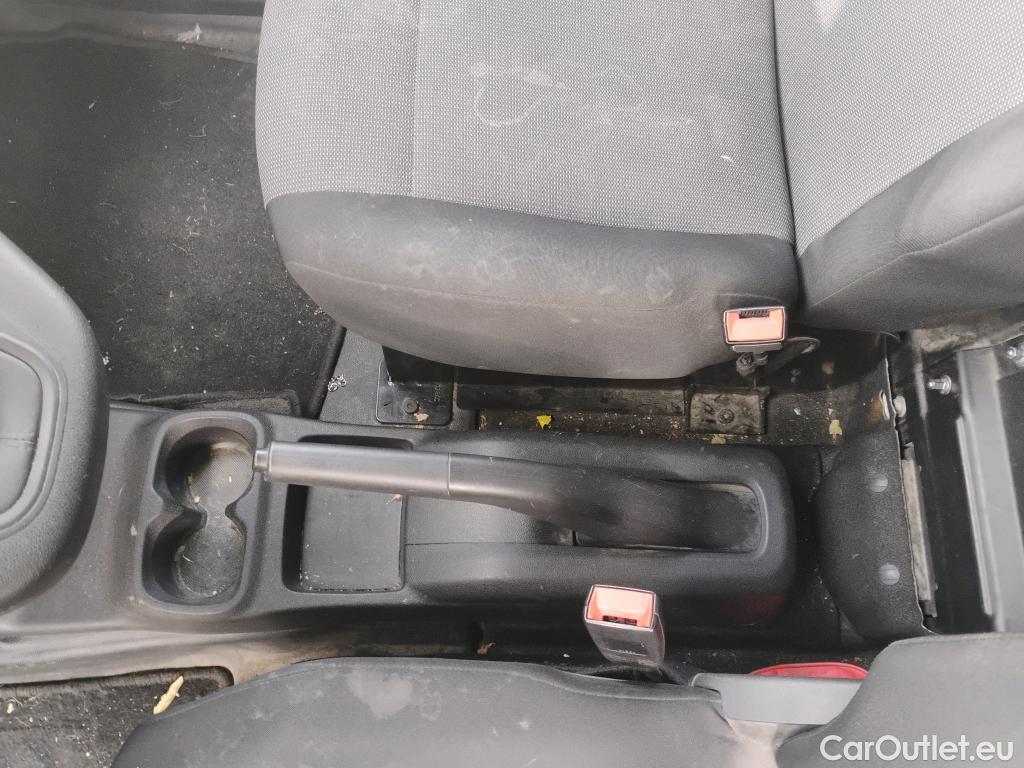  Citroen  Berlingo CITROEN  / 2018 / 3P / furgón derivado de turismo Talla M BlueHDi 100 CONTROL (AC2) #33