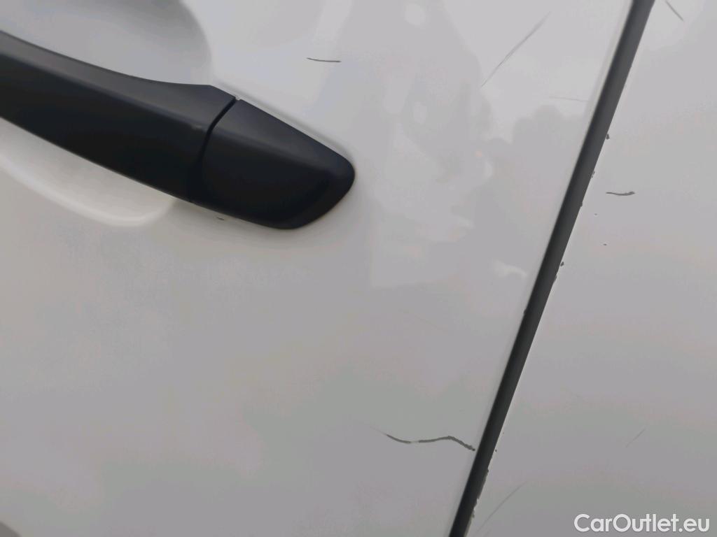  Citroen  Berlingo CITROEN  / 2018 / 3P / furgón derivado de turismo Talla M BlueHDi 100 CONTROL (AC2) #22