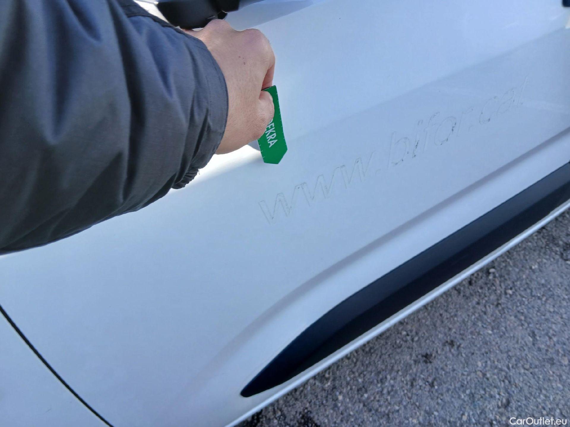  Citroen  Berlingo CITROEN  / 2018 / 3P / furgón derivado de turismo Talla M BlueHDi 73kW CONTROL (AC) #12