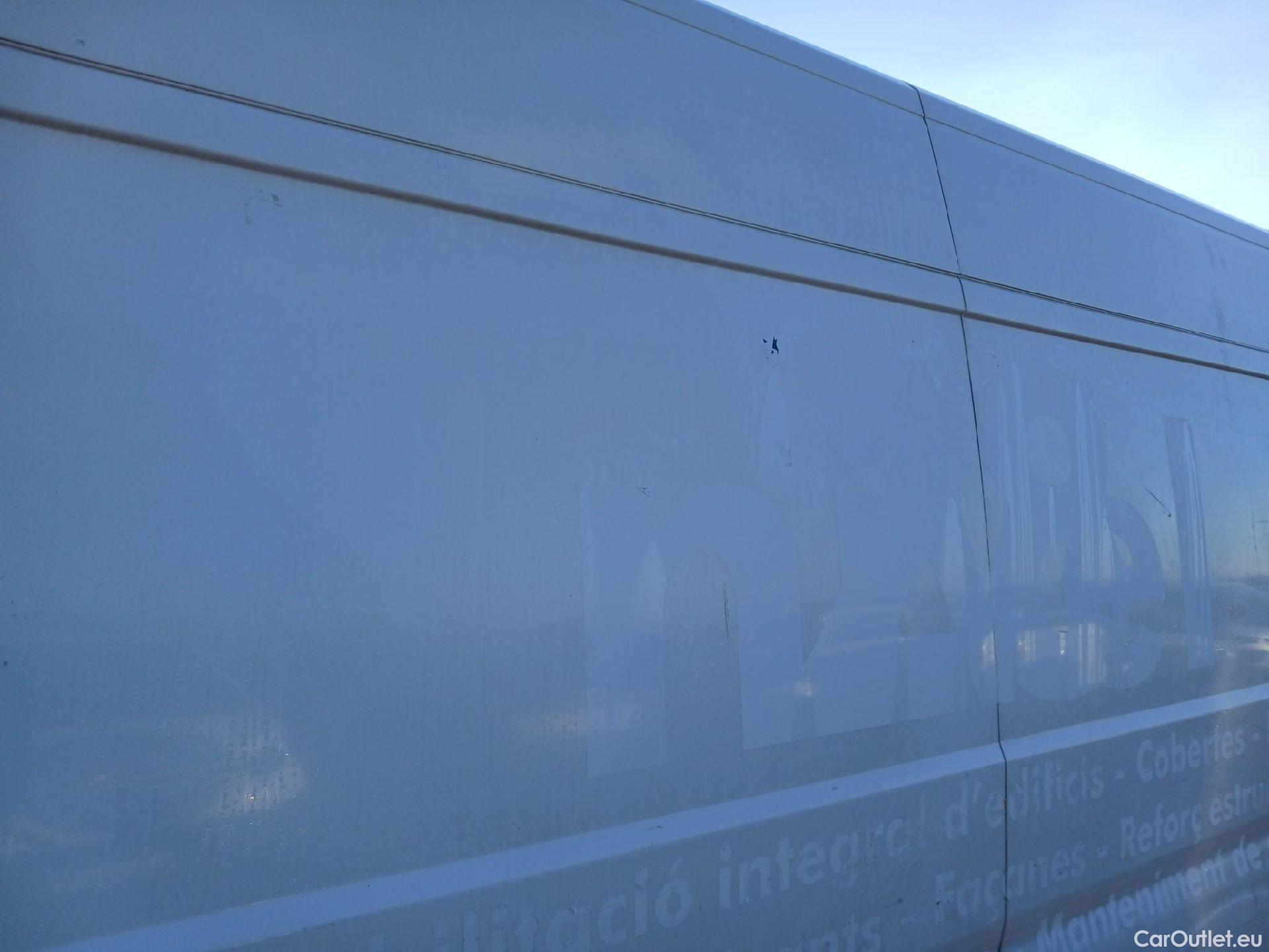  Fiat  Ducato FIAT  / 2014 / 4P / furgón 33 Medio Techo Alto 2.0 Mjet 85kW (115CV #9