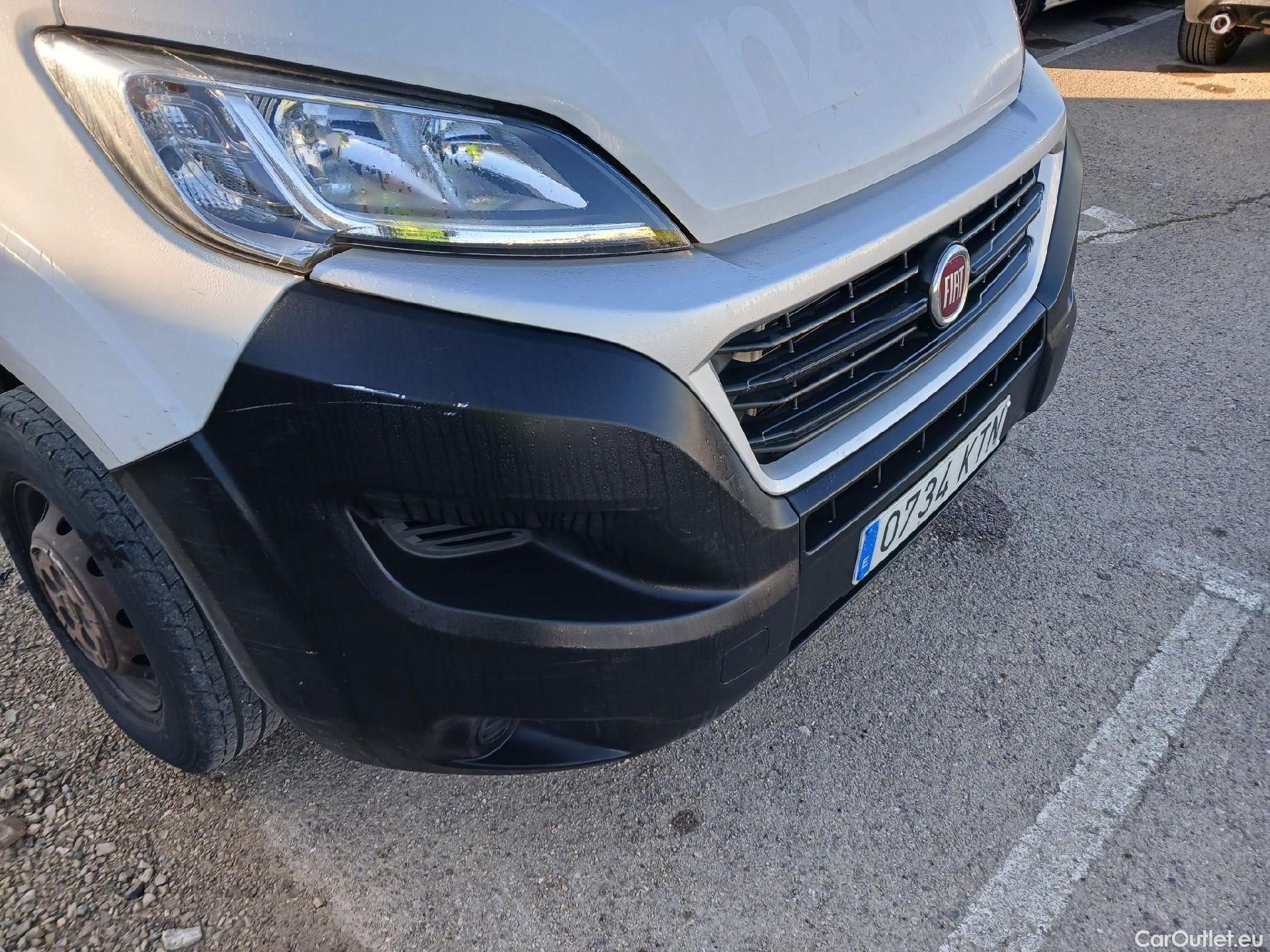  Fiat  Ducato FIAT  / 2014 / 4P / furgón 33 Medio Techo Alto 2.0 Mjet 85kW (115CV #1