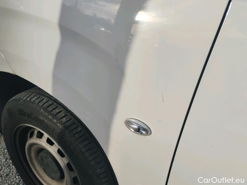  Citroen  Berlingo CITROEN  / 2018 / 3P / furgón derivado de turismo Talla M BlueHDi 100 CONTROL (AC2) #71