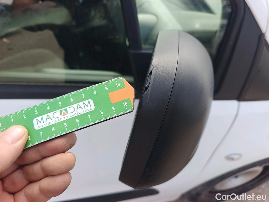  Citroen  Berlingo CITROEN  / 2015 / 4P / combi Multispace LIVE Edit.BlueHDi 74KW (100CV (AC) #47