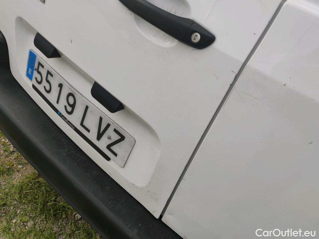  Citroen  Berlingo CITROEN  / 2018 / 3P / furgón derivado de turismo Talla M BlueHDi 100 CONTROL (AC2) #81