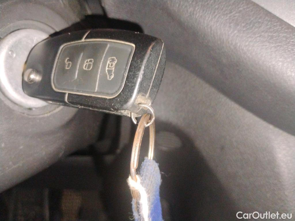  Ford  Transit FORD  Courier/2014/4P/furgón der.turis Van 1.5 TDCi 56kW Trend #2