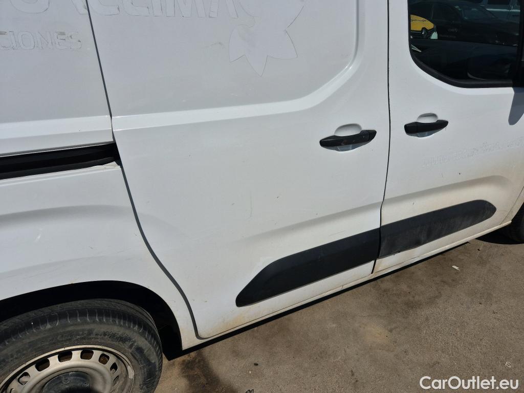  Peugeot  Partner PEUGEOT  / 2018 / 3P / furgón derivado de turismo Pro Standard 600kg BlueHDi 73kW (AC) #10