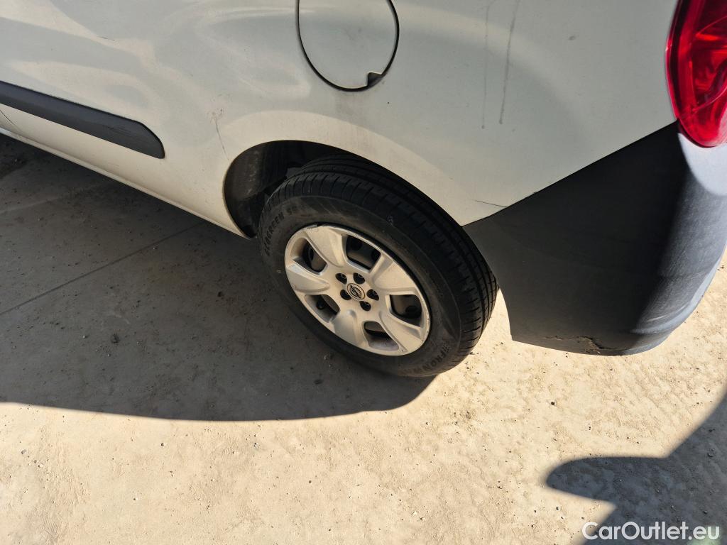  Opel  Combo OPEL  / 2012 / 3P / furgón derivado de turismo Cargo 1.3 CDTI 70kW (95CV) L1 H1 #45