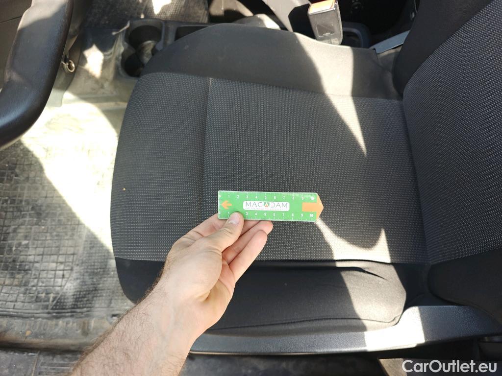  Peugeot  Partner PEUGEOT  / 2018 / 3P / furgón derivado de turismo Pro Standard 600kg BlueHDi 73kW (AC) #59