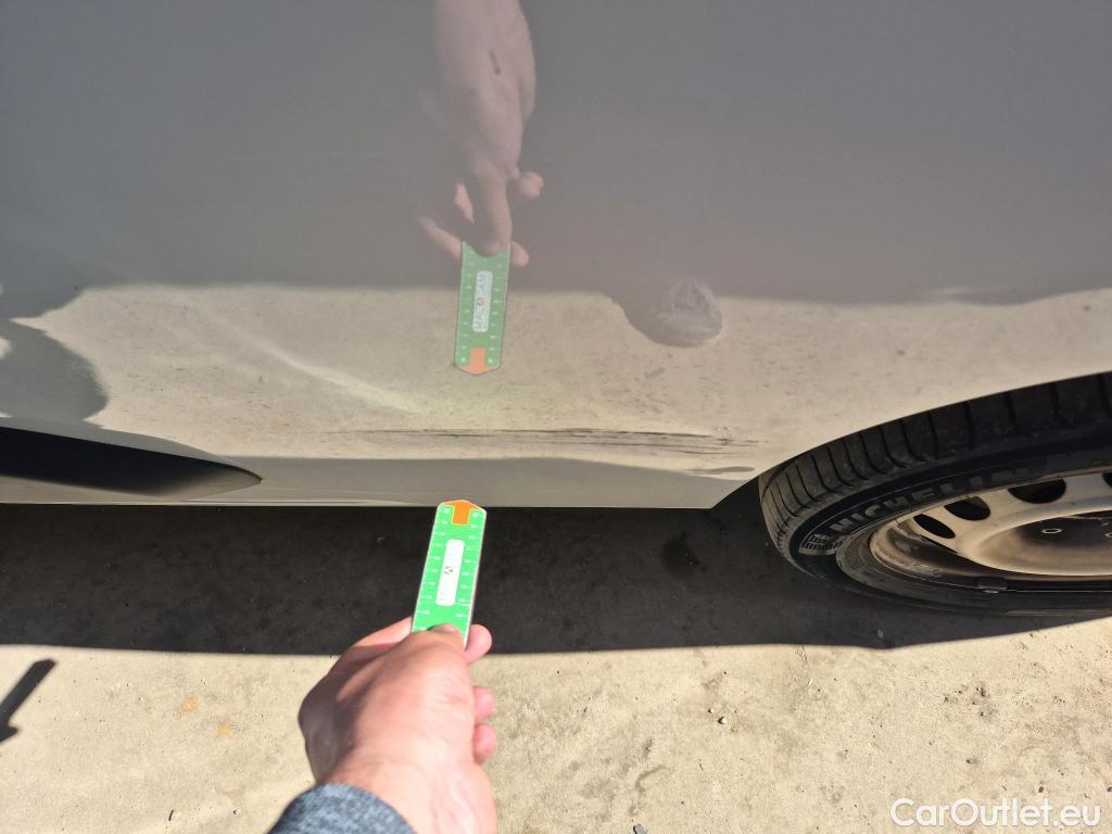  Opel  Combo OPEL  / 2018 / 4P / furgón derivado de turismo 1.6TD S/S 74kW(100CV) Express XL H1 1000 #4