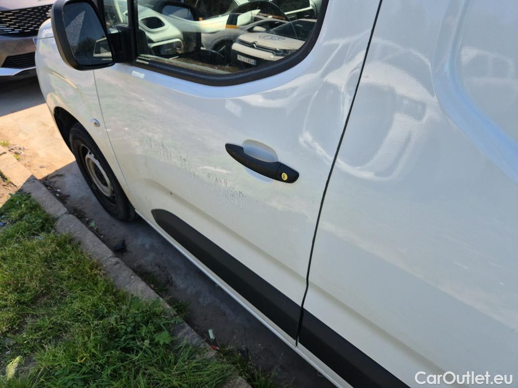  Peugeot  Partner PEUGEOT  / 2018 / 3P / furgón derivado de turismo Pro Standard 600kg BlueHDi 73kW (AC) #12