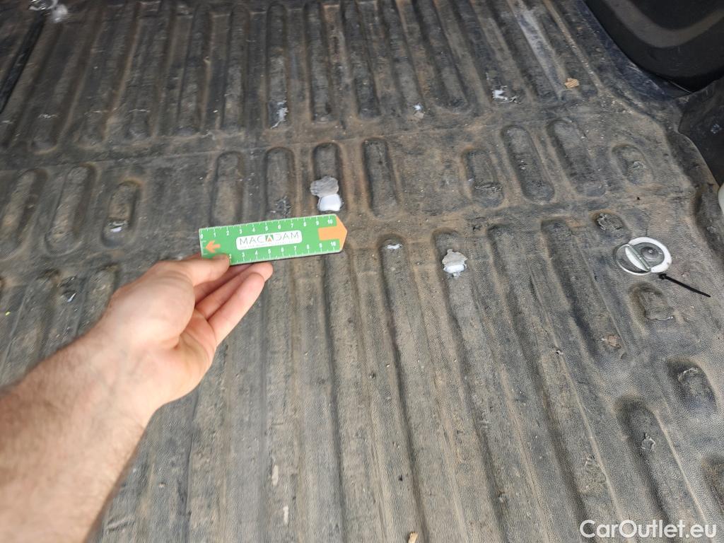  Peugeot  Partner PEUGEOT  / 2018 / 3P / furgón derivado de turismo Pro Standard 600kg BlueHDi 73kW (AC) #57